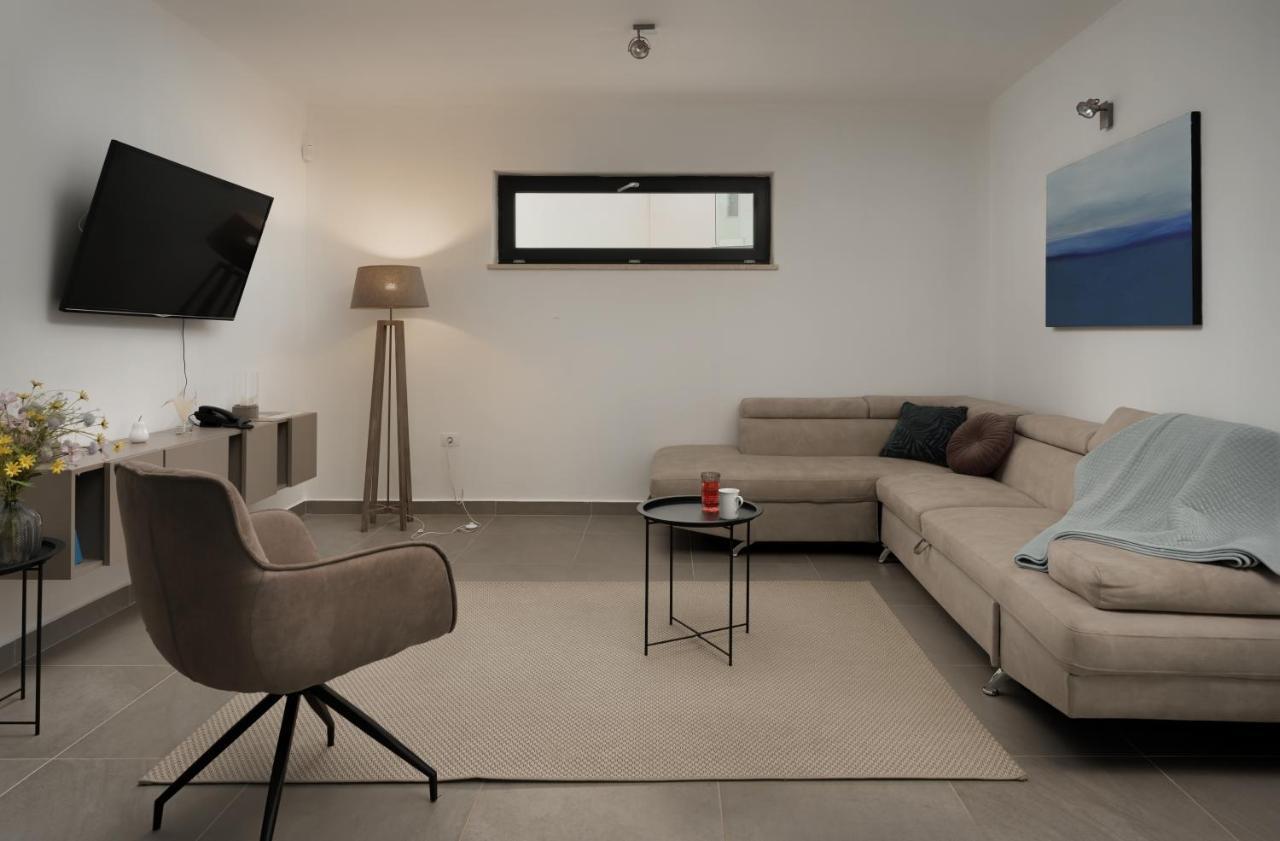 Villa Kalu 2 Filipana 외부 사진