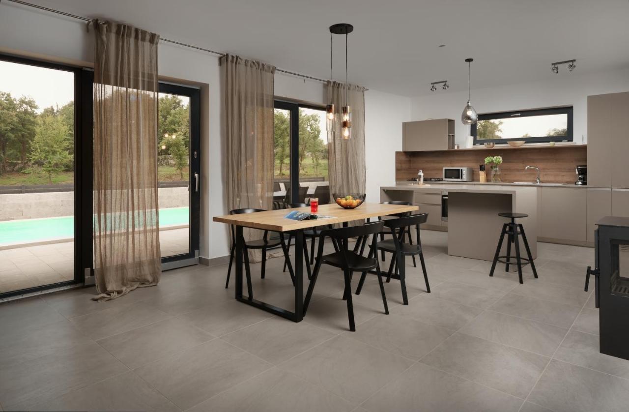 Villa Kalu 2 Filipana 외부 사진